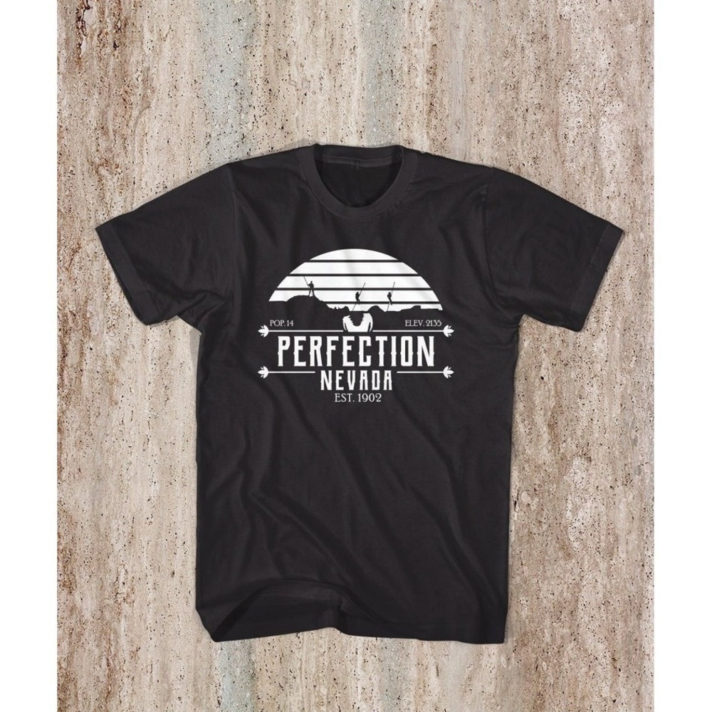 Tremors Movie Shirt City Of Perfection Kevin Bacon Reba McEntire